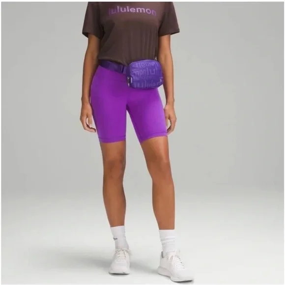 Lululemon Everywhere Belt Bag 1L Wobbley Wordmark Atomic Purple Petrol NWT - Picture 2 of 7